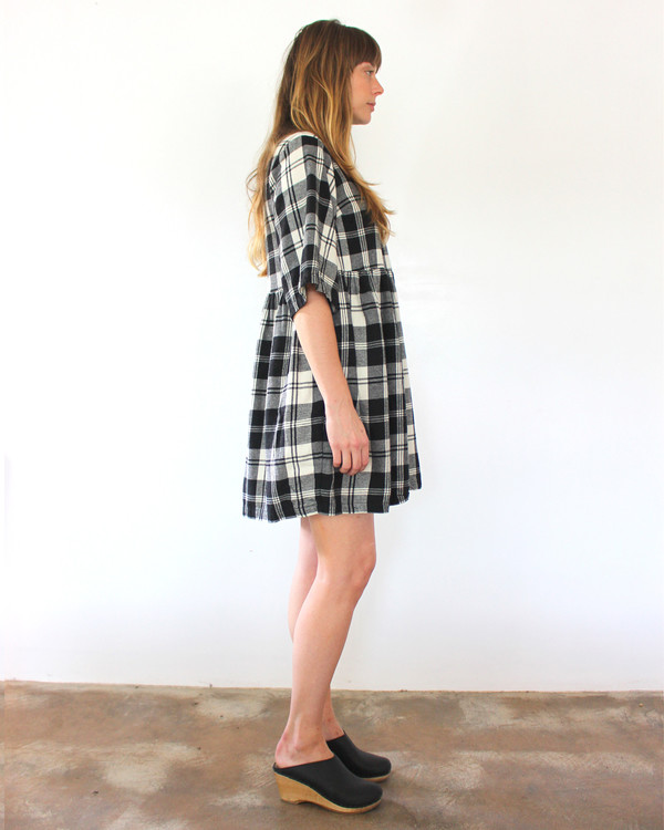 Esby WILLOW BABYDOLL DRESS - PLAID Esby WILLOW BABYDOLL DRESS - PLAID
