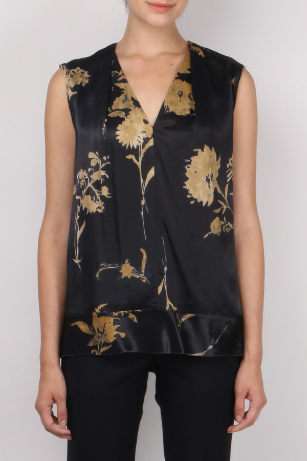 Pomandere Sleeveless Floral Top Pomandere Sleeveless Floral Top