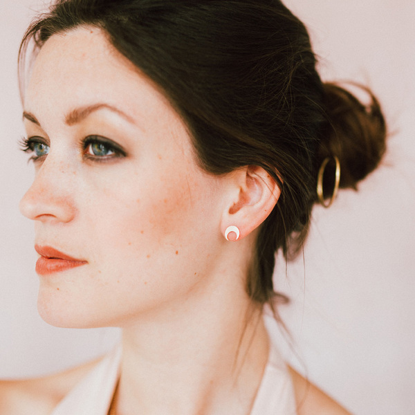 Favor Taurus Post Earrings Favor Taurus Post Earrings