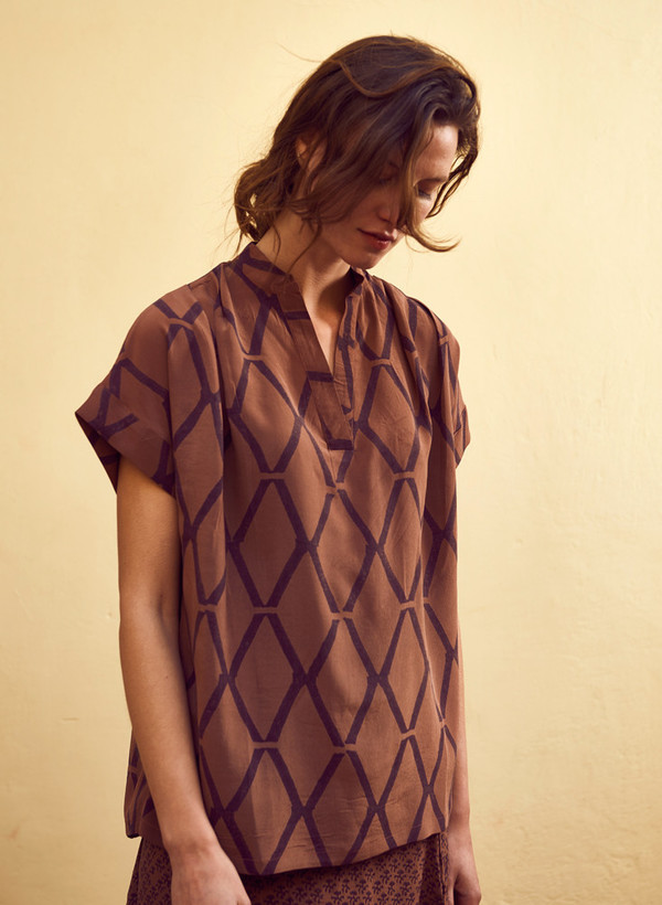 Seek Collective Stephanie Top Siena Diamond Print Seek Collective Stephanie Top Siena Diamond Print