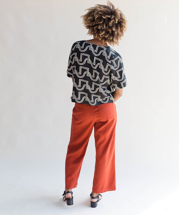 Dusen Dusen Black Duo Wave Yes Tee Dusen Dusen Black Duo Wave Yes Tee