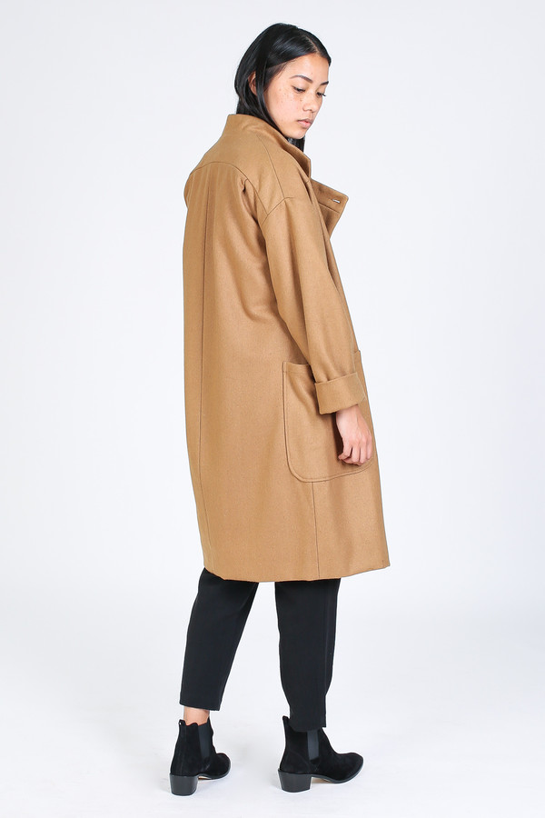 Ursa Minor Howe coat in camel Ursa Minor Howe coat in camel