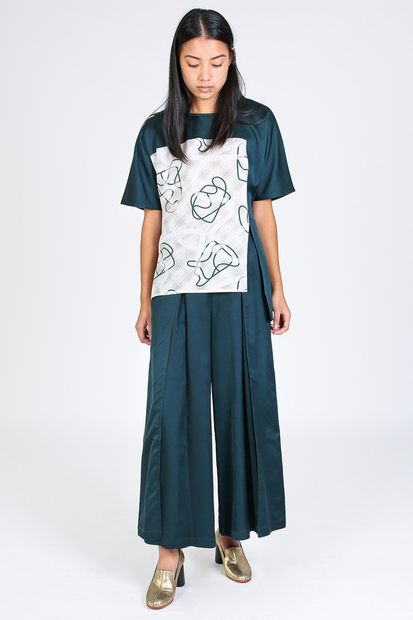 Silvae Quinn top in green Silvae Quinn top in green
