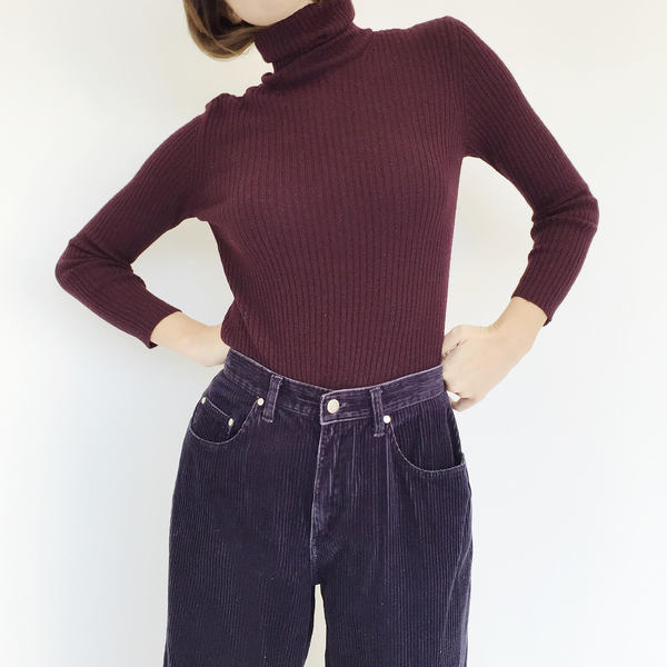 Johan Vintage Ribbed Plum Turtleneck Johan Vintage Ribbed Plum Turtleneck