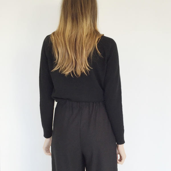 Johan Vintage Black Cashmere Cardigan Johan Vintage Black Cashmere Cardigan