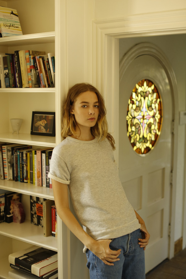 Calder Blake Elisa Sweatshirt Calder Blake Elisa Sweatshirt