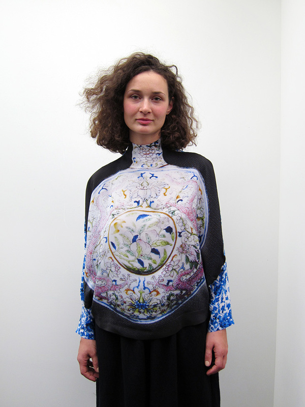 Anntian Circle Top, B Anntian Circle Top, B