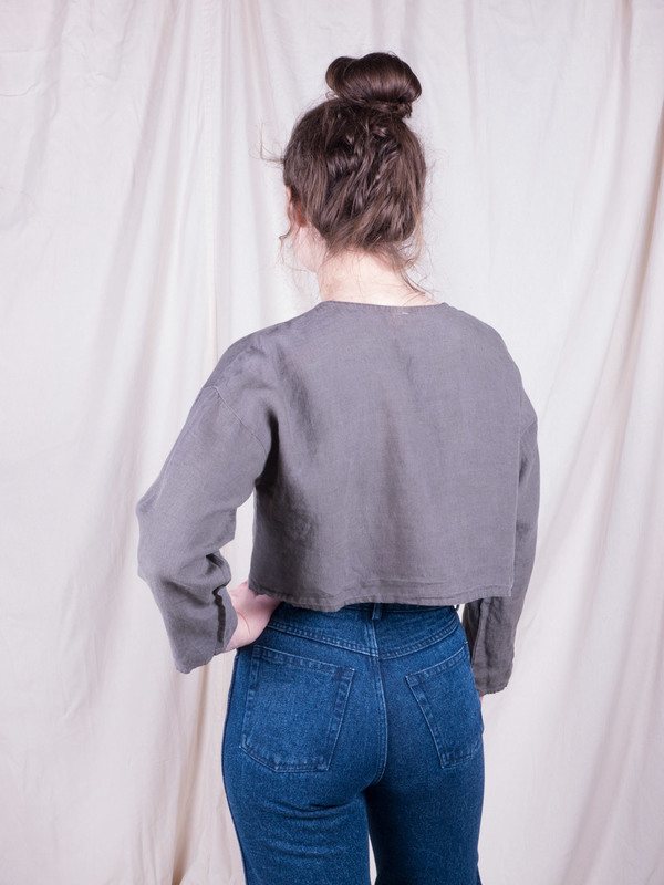 DUO NYC Vintage Linen Cropped Buttondown DUO NYC Vintage Linen Cropped Buttondown