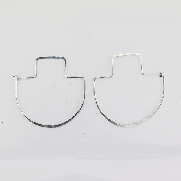 ERICA WEINER - FIBULA EARRINGS IN SILVER ERICA WEINER - FIBULA EARRINGS IN SILVER
