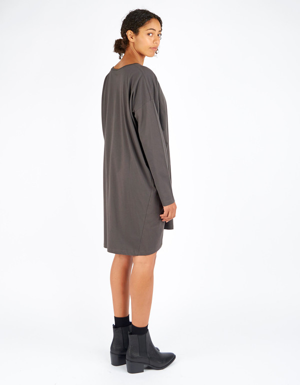 Kowtow Building Block Relaxed Tee Dress Charcoal Kowtow Building Block Relaxed Tee Dress Charcoal