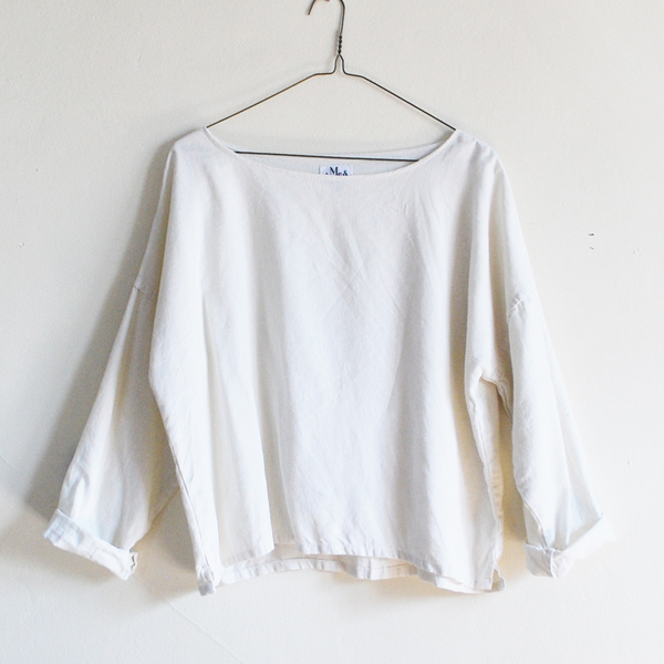 Me & Arrow Drop Shoulder Pullover Off White Me & Arrow Drop Shoulder Pullover Off White