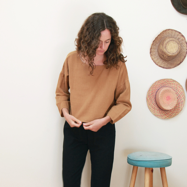 Me & Arrow Drop Shoulder Pullover Apple Cinnamon Me & Arrow Drop Shoulder Pullover Apple Cinnamon