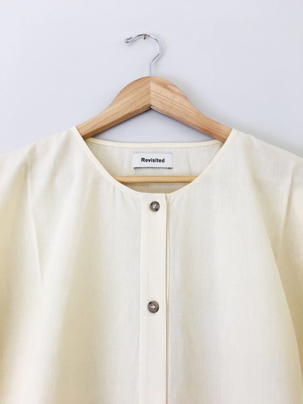 Revisited Matters Cropped Raincoat Cream Revisited Matters Cropped Raincoat Cream