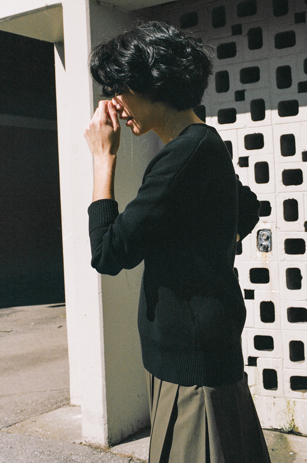 Nomia Oversized V-Neck Sweater - black Nomia Oversized V-Neck Sweater - black