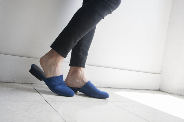 Intentionally Blank TOUCH Blue Suede Intentionally Blank TOUCH Blue Suede