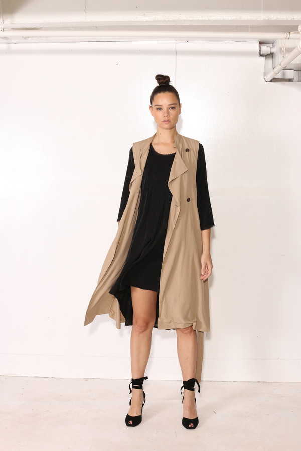Intentionally Blank YARROW TRENCH Khaki Intentionally Blank YARROW TRENCH Khaki