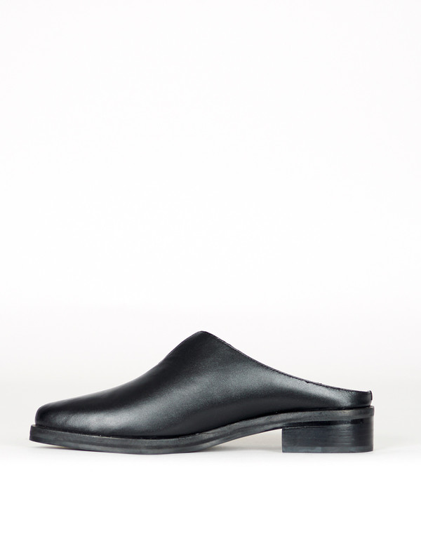 Intentionally Blank Split Mule Black Intentionally Blank Split Mule Black