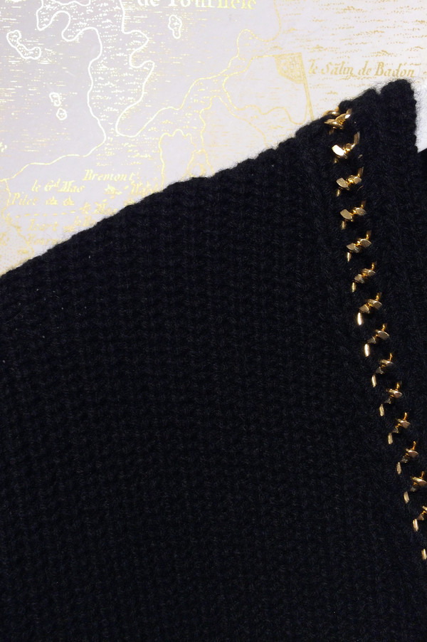 Derek Lam 10 Crosby V-Neck Sweater with Chain Detail Derek Lam 10 Crosby V-Neck Sweater with Chain Detail