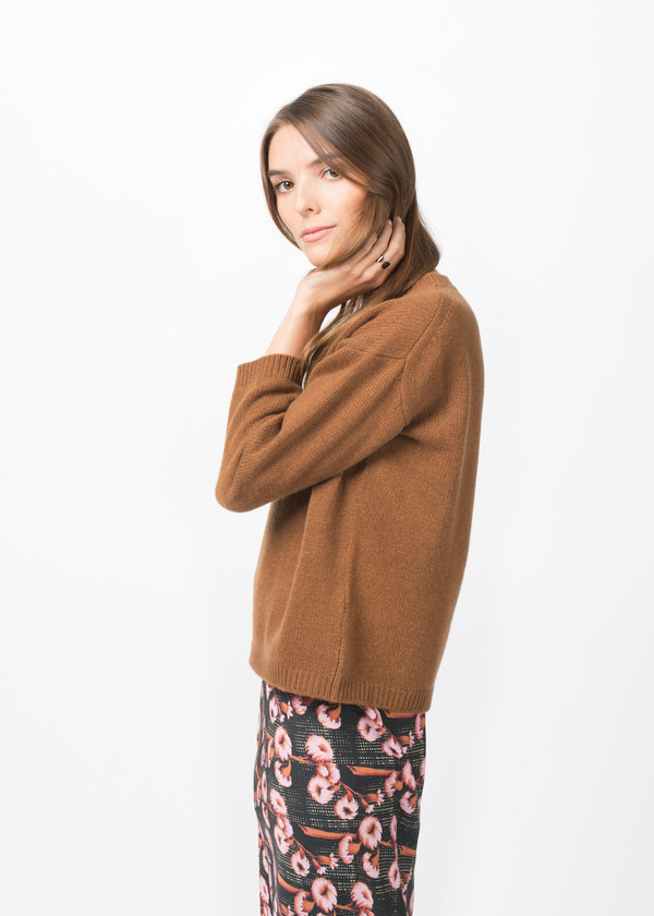 Laura Urbinati Cashmere 3/4 Sleeve Knit Sweater Laura Urbinati Cashmere 3/4 Sleeve Knit Sweater