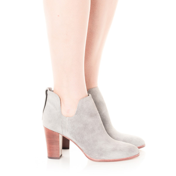 Charlotte Stone CLEO Charlotte Stone CLEO