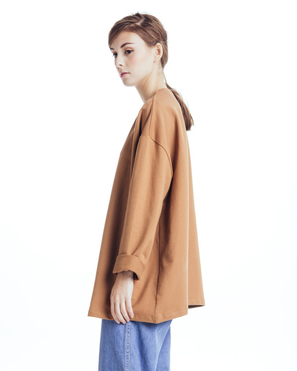 Revisited Matters Sweatshirt sweater in Clay Revisited Matters Sweatshirt sweater in Clay