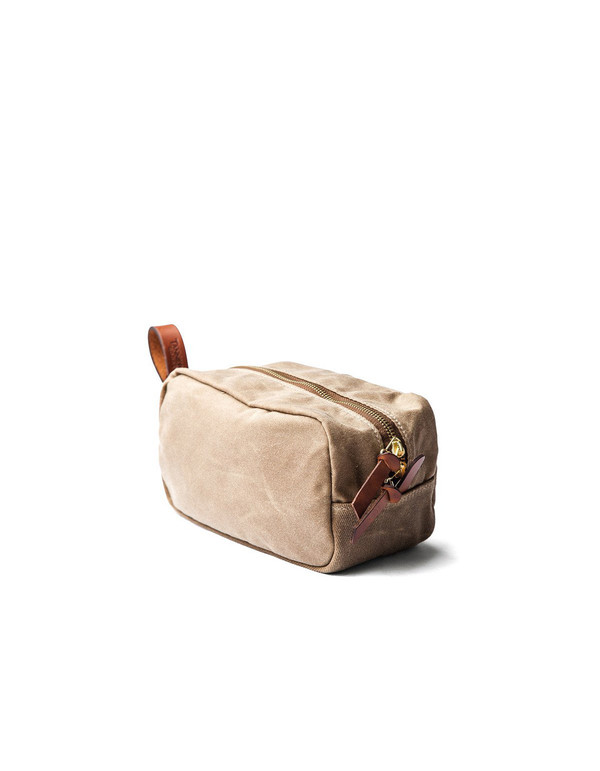 Tanner Goods Drifter Dopp Kit Waxed Field Tan Tanner Goods Drifter Dopp Kit Waxed Field Tan