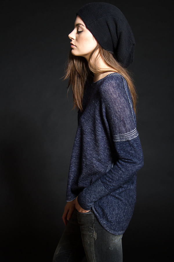 Paychi Guh Cashmere Two Tone Sweatshirt Navy/Ivory Paychi Guh Cashmere Two Tone Sweatshirt Navy/Ivory