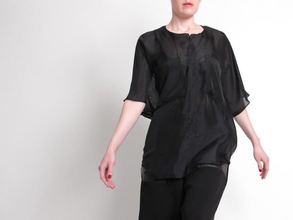 Berenik Oversized Pocket Top - Black Berenik Oversized Pocket Top - Black