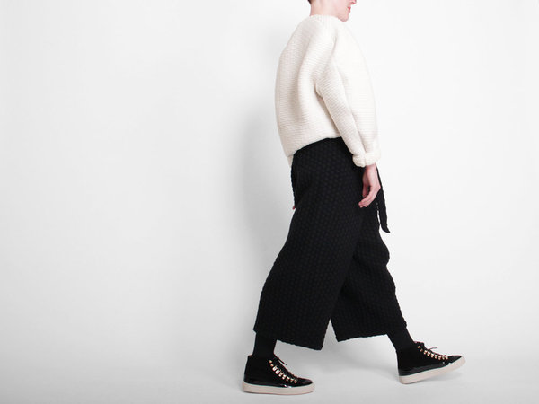 Berenik Quilted Fleece Sweater - White Berenik Quilted Fleece Sweater - White