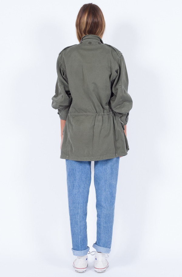 KHAKI JACKET (SMALL-MEDIUM) KHAKI JACKET (SMALL-MEDIUM)