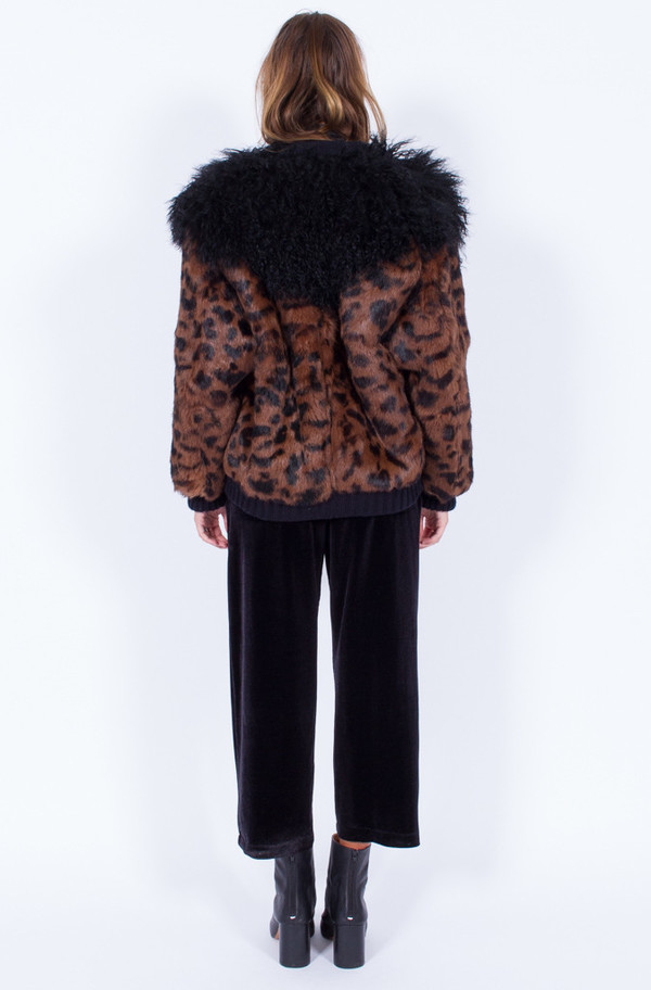 LEOPARD PRINT FUR COAT (ONE SIZE) LEOPARD PRINT FUR COAT (ONE SIZE)