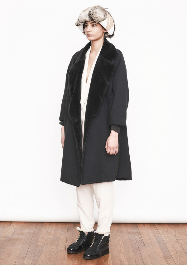 Berenik TRENCHCOAT BLACK PLAIN Berenik TRENCHCOAT BLACK PLAIN