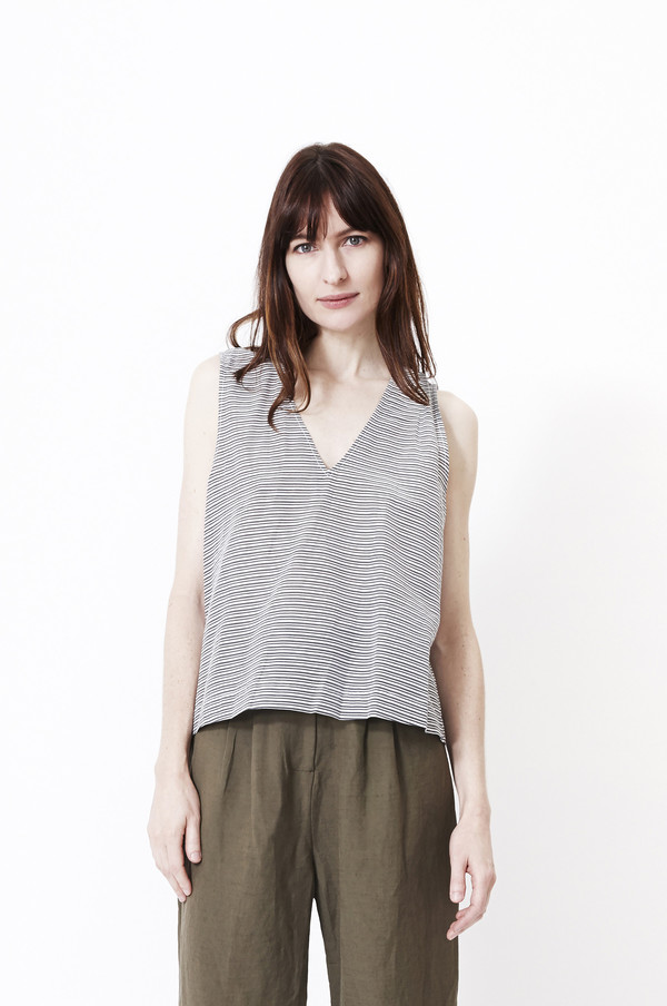 JENNI KAYNE Striped Cotton V Neck Shell JENNI KAYNE Striped Cotton V Neck Shell