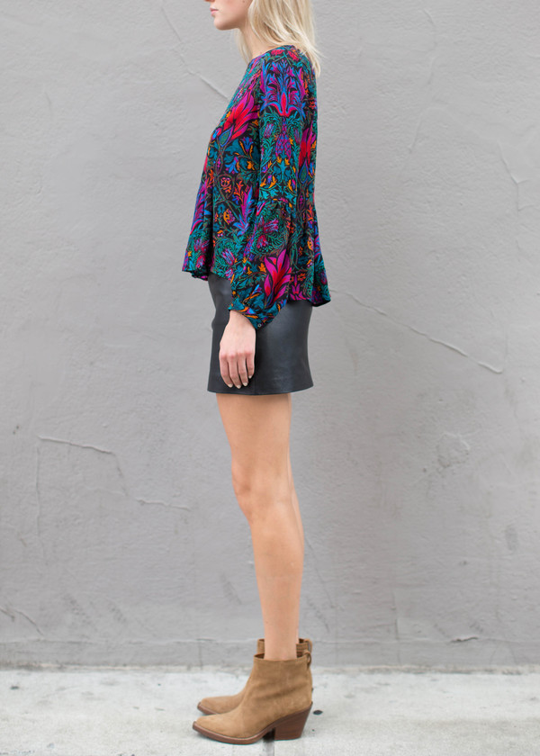 Nicole Miller Seamed Long Sleeve Blouse Nicole Miller Seamed Long Sleeve Blouse
