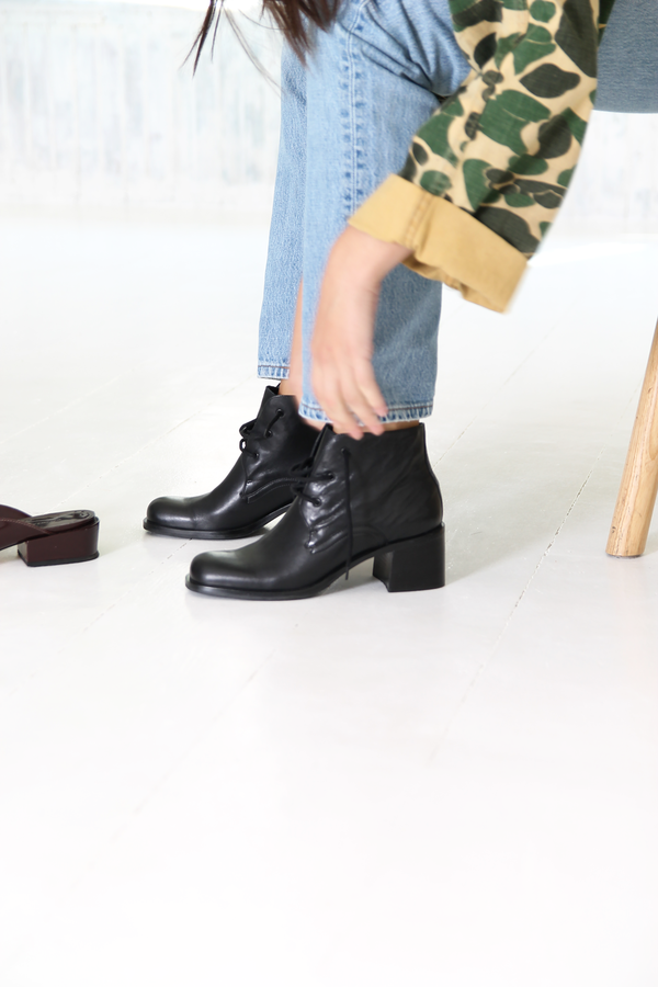 DUO NYC Vintage Lace Up Ankle Boots DUO NYC Vintage Lace Up Ankle Boots