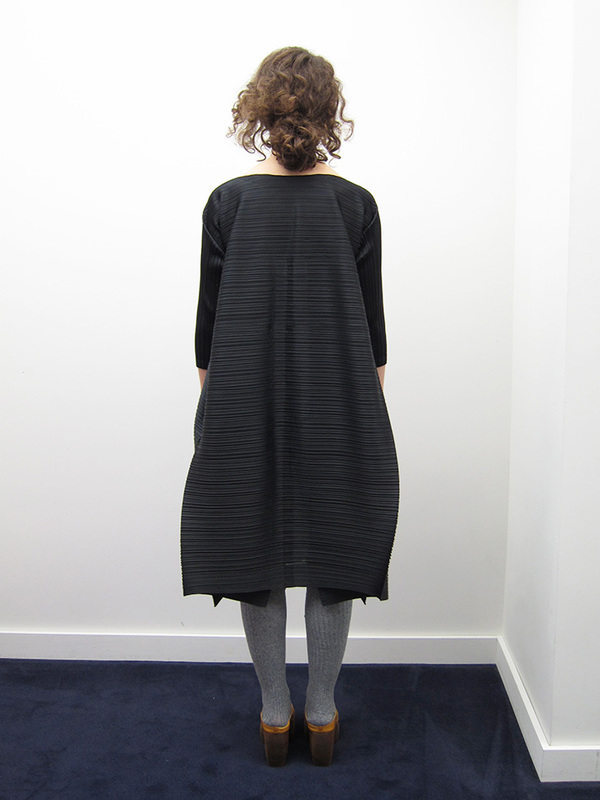 Issey Miyake Edgy Bounce Dress - Black Issey Miyake Edgy Bounce Dress - Black