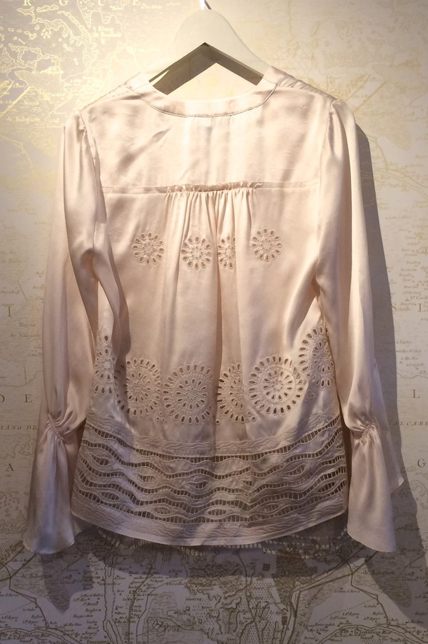 Derek Lam 10 Crosby V-Neck Boho Flutter Sleeve Blouse Derek Lam 10 Crosby V-Neck Boho Flutter Sleeve Blouse