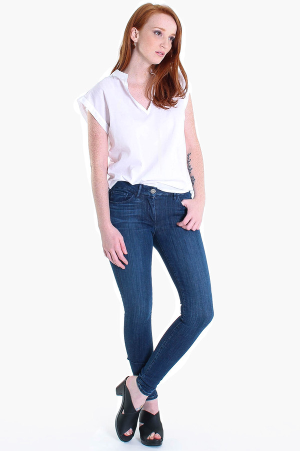 3x1 Mid Rise Skinny in No.3 Wash 3x1 Mid Rise Skinny in No.3 Wash