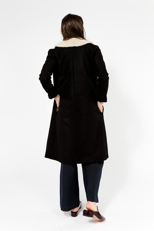 Samuji Metuka Coat Samuji Metuka Coat