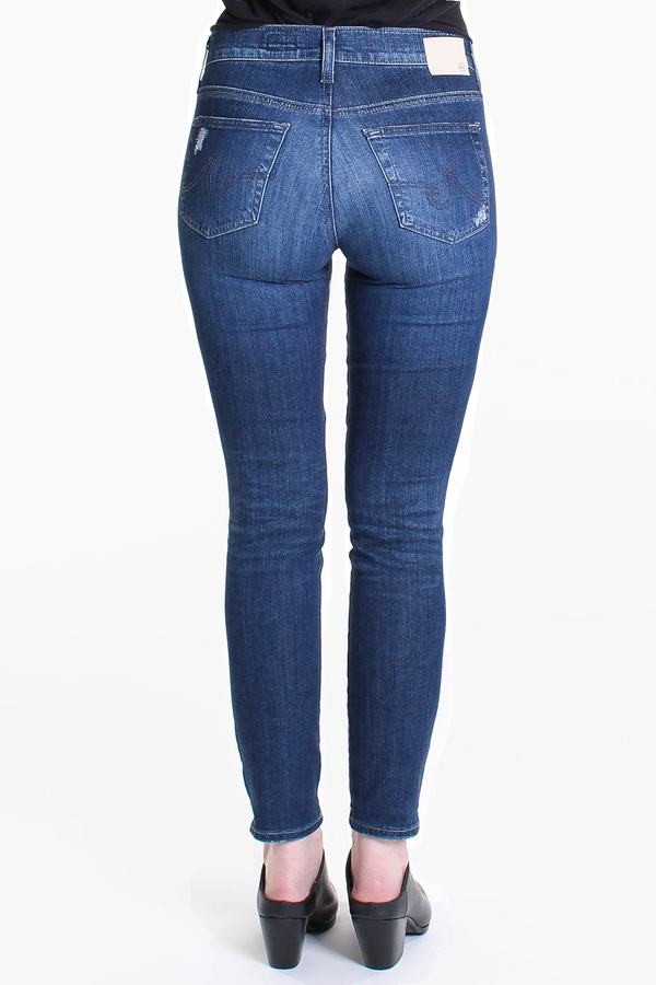 AG Jeans Beau slouchy skinny in 7 year AG Jeans Beau slouchy skinny in 7 year