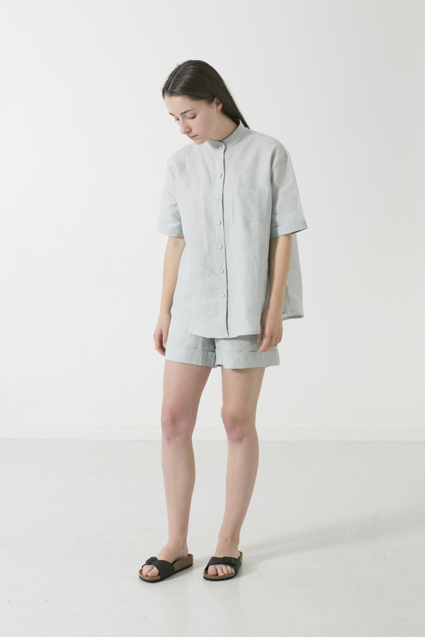 GOOD STUDIOS WOMENS MANDARIN COLLAR SHORT SLEEVE SHIRT GOOD STUDIOS WOMENS MANDARIN COLLAR SHORT SLEEVE SHIRT