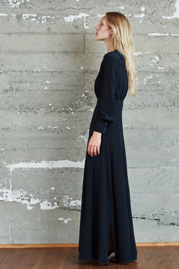 Kamperett Harper Keyhole Dress - Black Kamperett Harper Keyhole Dress - Black