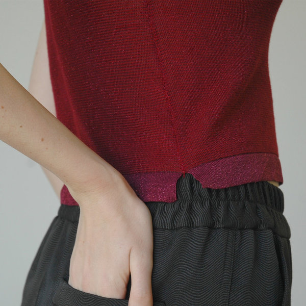 Nikki Chasin Brandy Sparkle Turtleneck - Burgundy Nikki Chasin Brandy Sparkle Turtleneck - Burgundy