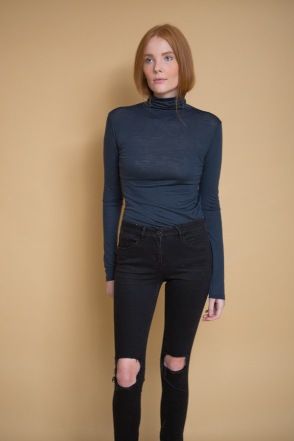 Just Female Violet Rollneck - Blue Just Female Violet Rollneck - Blue