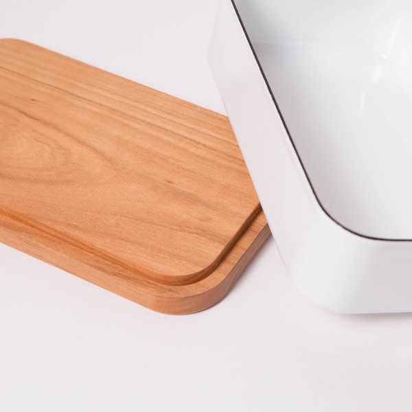 KAICO Enamel & Wood Covered Butter Case KAICO Enamel & Wood Covered Butter Case