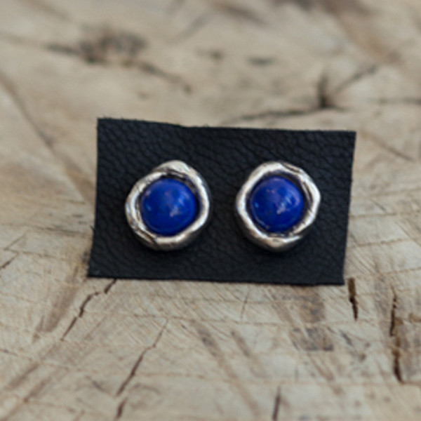SUZANNAH WAINHOUSE Lapis Lazuli Studs SUZANNAH WAINHOUSE Lapis Lazuli Studs