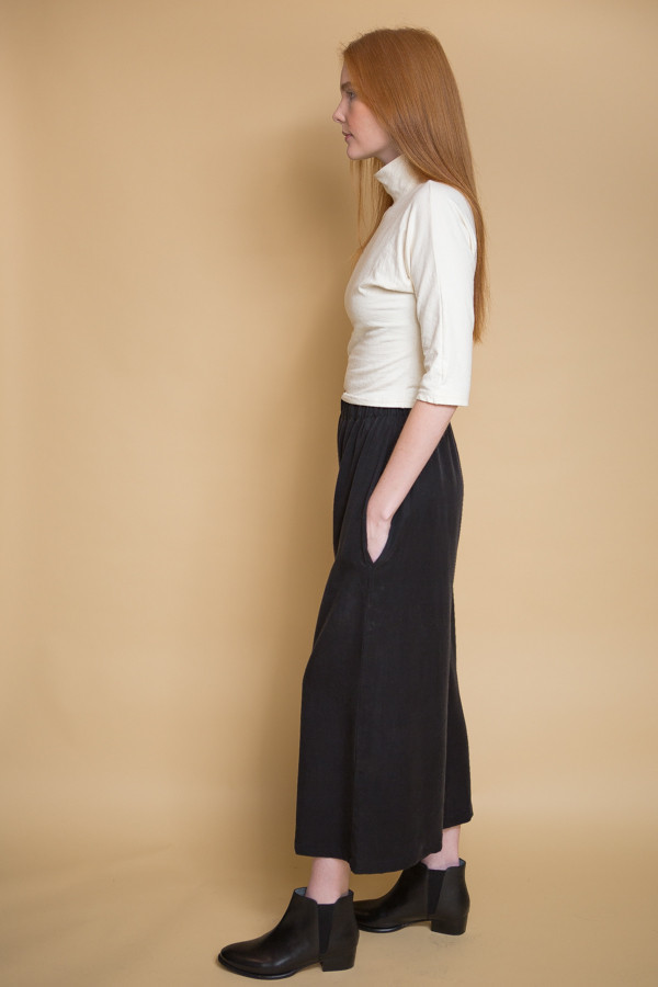 Lauren Winter Turtleneck Top / Ivory Lauren Winter Turtleneck Top / Ivory