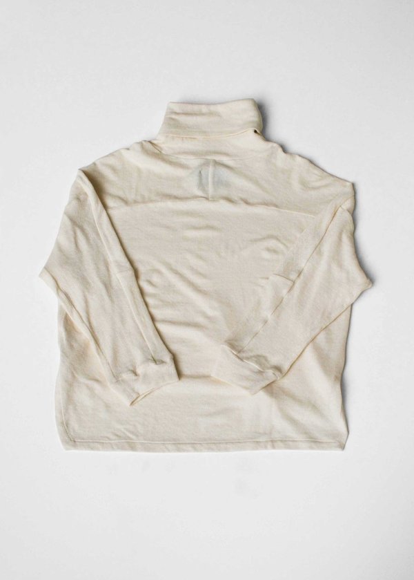 Berenik Turtleneck Knit Ivory Berenik Turtleneck Knit Ivory