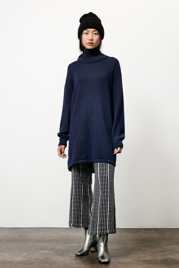 Osei-Duro Alpaca Turtneck Tunic in Navy Osei-Duro Alpaca Turtneck Tunic in Navy