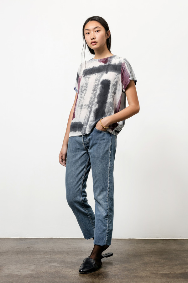 Osei-Duro Note T in Silk Crepe Mauve Brushstrokes Osei-Duro Note T in Silk Crepe Mauve Brushstrokes